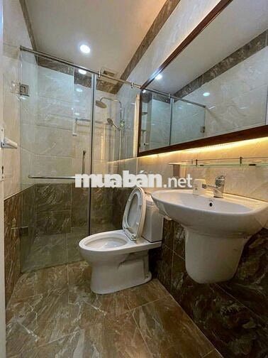 Cần cho thuê nhà MT 134A Kênh Tân Hóa P.Phú Trung Q.Tân Phú