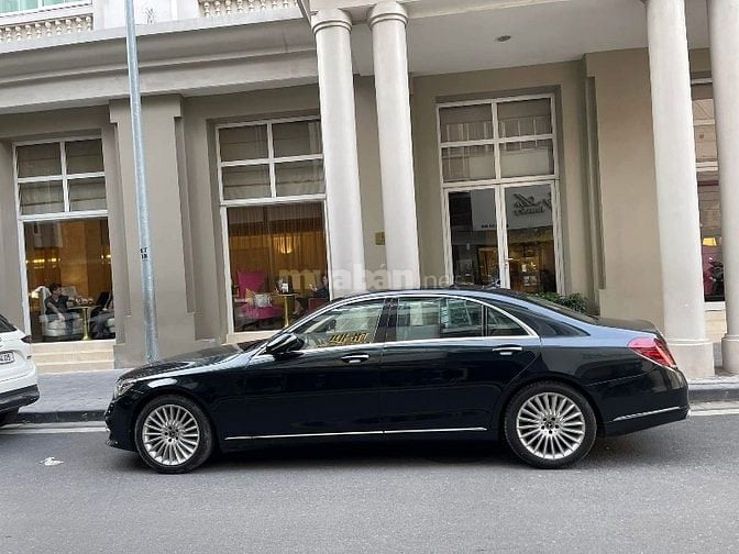 Chính chủ 100% bán xe Mercedes S450L màu xanh ngọc lục bảo 1 đời chủ 