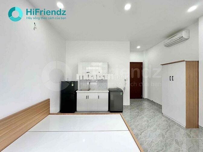 PHÒNG STUDIO BAN CÔNG SIÊU RỘNG RÃI THOÁNG FULL NỘI THẤT SẴN Ở LIỀN