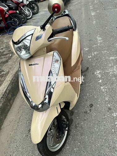 cần bán xe lead 2015 biển 43 chính chủ