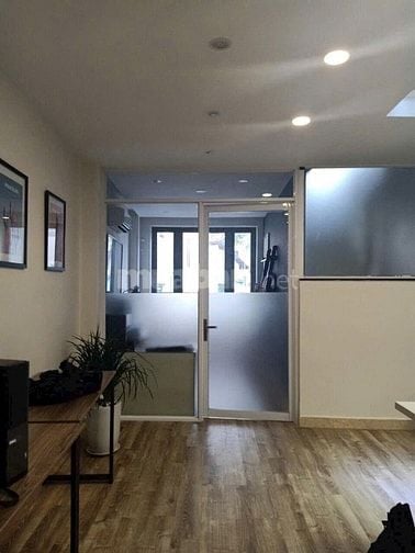 CHO THUÊ MBKD 210M2 MẶT TIỀN ĐƯỜNG LÊ VĂN SỸ Q.PHÚ NHUẬN