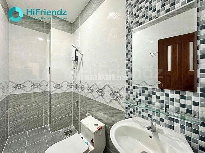 PHÒNG STUDIO BAN CÔNG SIÊU RỘNG RÃI THOÁNG FULL NỘI THẤT SẴN Ở LIỀN