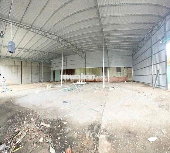 Cho thuê mặt bằng & làm kho hàng (352m2), Trảng Dài, Biên Hoà.