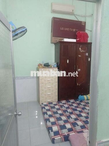 Nhà nguyên căn Trảng Dài, cây xăng 75, 85m2, 2 phòng ngủ, nước máy