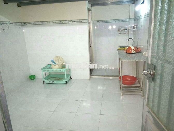 Phòng trọ 18m2 Trần Hưng Đạo, quận Tân Phú