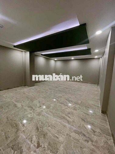 Nhà Mặt tiền Kinh Doanh Hoàng Hoa Thám 1 hầm 1 trệt 2 lầu 7pn 7wc