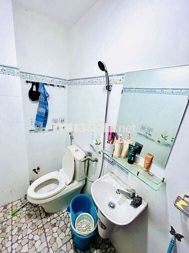 CĂN HOT Q8 , KHU HIẾM - 1 CĂN *** ,DT HẺM 8M , OTO ĐỔ CỬA