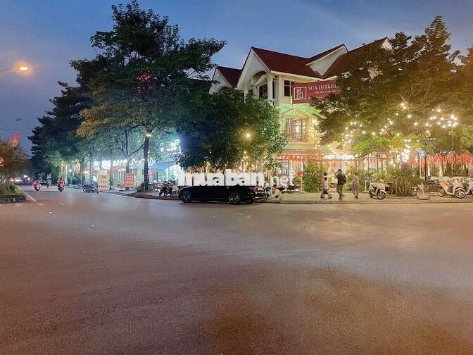 CHO THUÊ TOÀ NHÀ MẶT PHỐ  KĐT TP GIAO LƯU – PHẠM VĂN ĐỒNG