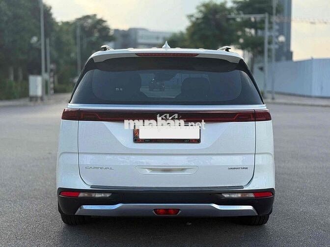 Kia Carnival 2021 2.2D Signature - 65000 km