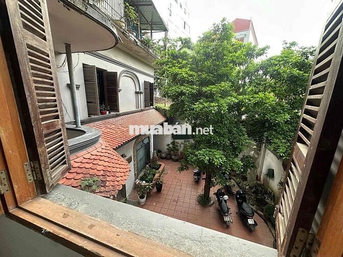 Cho thuê phòng ở khép kín 25m2 tại 462 Đội Cấn.
