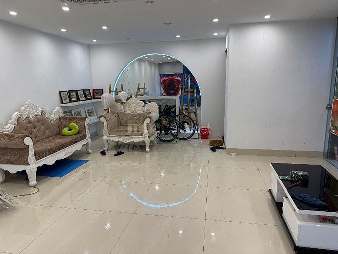 Cho thuê MBKD Văn phòng tại mặt đường Hồng tiến kéo dài 