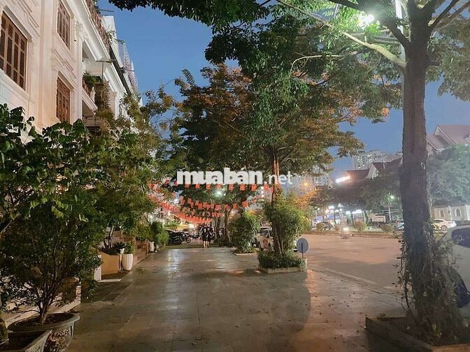 CHO THUÊ TOÀ NHÀ MẶT PHỐ  KĐT TP GIAO LƯU – PHẠM VĂN ĐỒNG