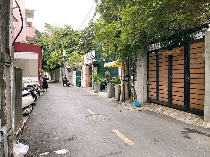 Bán nhà Quận 3, Nguyễn Văn Mai, 130m²,  5 tầng, đang cho thuê 70tr/th
