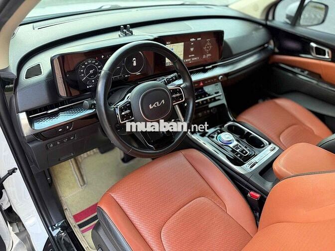 Kia Carnival 2021 2.2D Signature - 65000 km