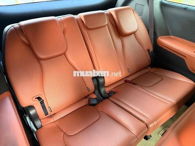Kia Carnival 2021 2.2D Signature - 65000 km