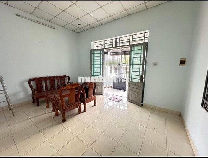 Bán Gấp nhà 110m2 Tân Hiệp Hóc Môn 940 triệu có SHR Chủ ngộp Gấp !
