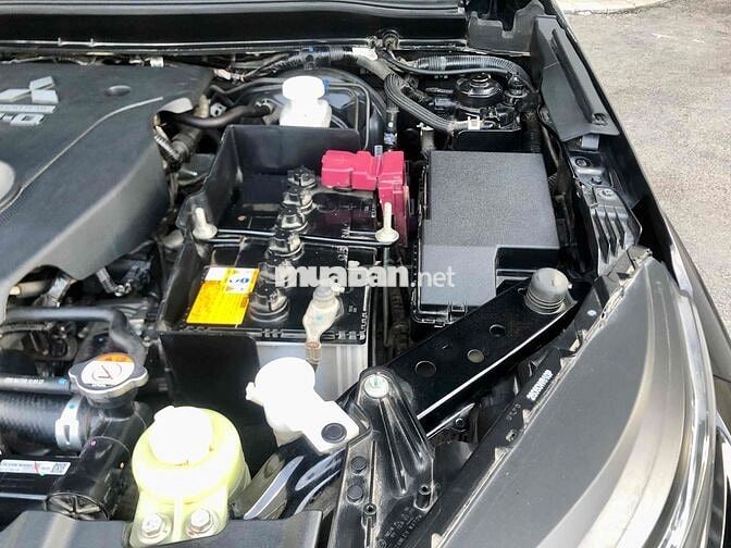 Mitsubishi Triton 2023 Athlete 4x2 AT - 30000 km