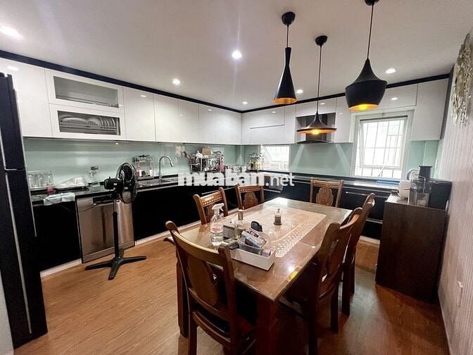 Nhà 168.4m², 5 Tầng 5PN, Hẻm Ô TÔ Lê Văn Duyệt, Trung Tâm Bình Thạnh