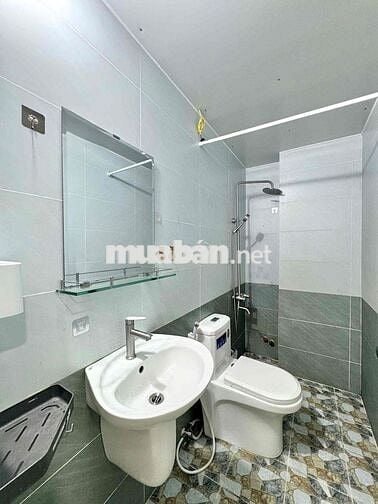 Ở NGAY! PHÒNG BAN CÔNG NEW NGAY CV LÊ THỊ RIÊNG Q.10 SIÊU AN NINH
