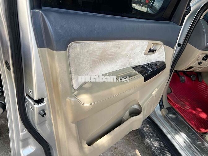 Toyota Fortuner 2013 2.5G 4x2 - 250000 km