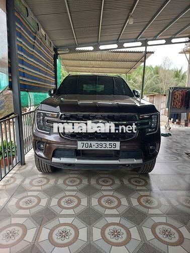 Bán xe Ford Everest Titanium 2022