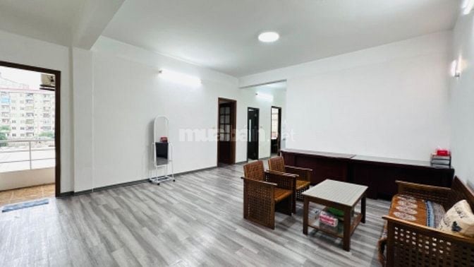 Chính chủ cho thuê căn góc đẹp, 104m2, 3PN, 2WC Bắc Linh Đàm