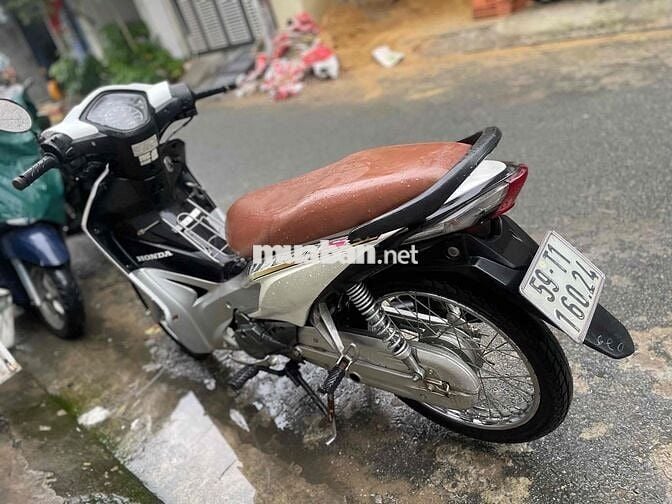 Honda Wave S 2011 biển số TPHCM