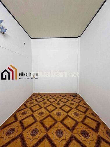 CHO THUÊ NHÀ MỚI SƠN SỬA MẶT TIỀN KINH DOANH
