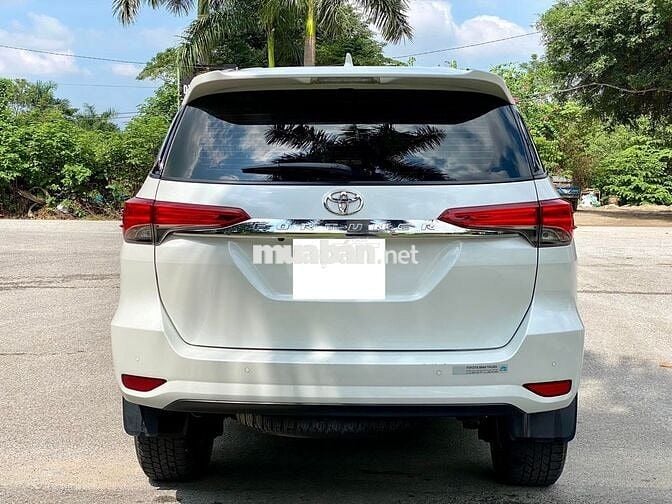 Toyota Fortuner 2021 số tự động máy dầu