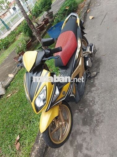 Novo 4 135 màu vàng  TP Q1