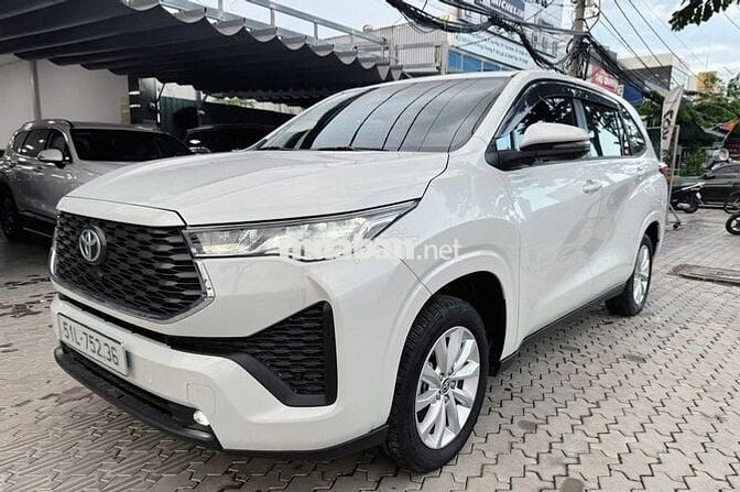 Toyota Innova Cross 2.0 CVT 2024 - 26000 km