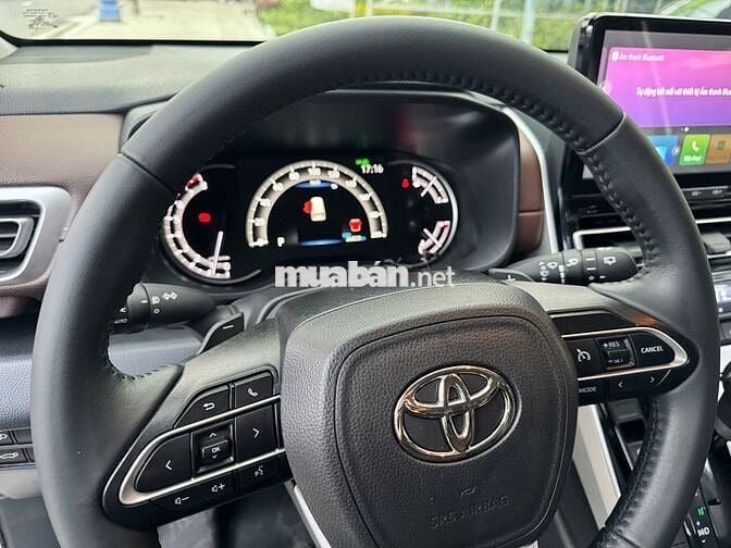 Toyota Innova Cross 2.0 CVT 2024 - 26000 km