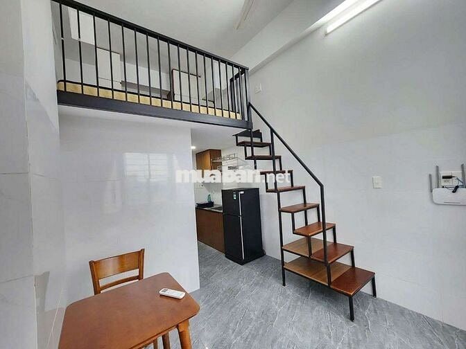 Duplex sinh viên ở 3-4 người. Full nội thất sẵn ở liền. Thuê ngắn hạn
