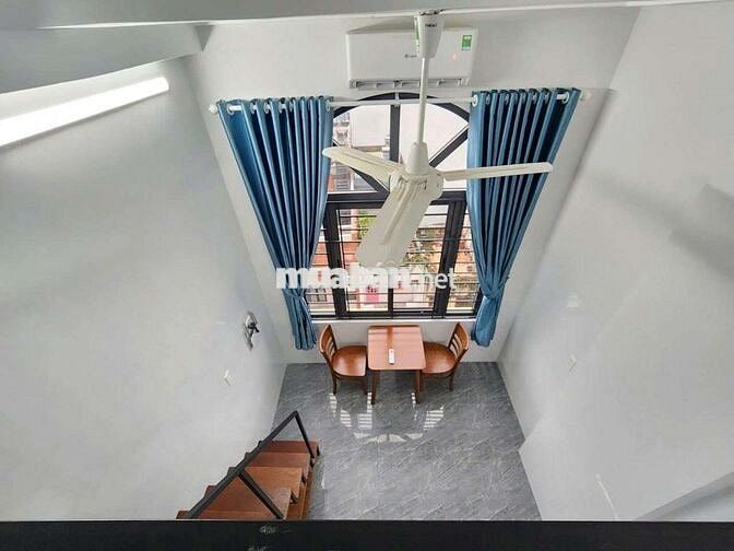 Duplex sinh viên ở 3-4 người. Full nội thất sẵn ở liền. Thuê ngắn hạn