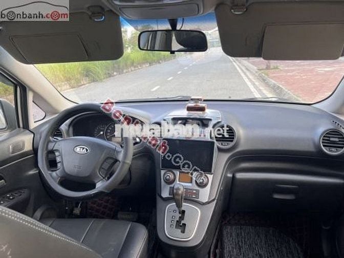 Kia Carens LX 1.6 MT 2010