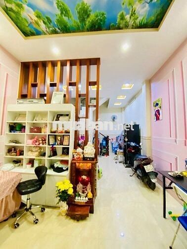 Nhà 791/ Trần Xuân Soạn Quận 7-gần 80m2-3 tầng-4pn-hxh-nhỉnh 5đ