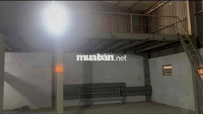 CHO THUÊ MẶT BẰNG + KHO 300m2 - MẶT TIỀN PHAN VĂN HỚN - KHU ĐÔNG DÂN