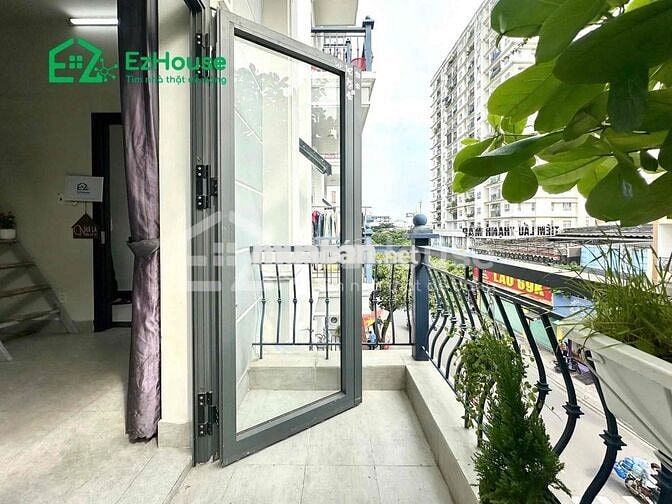Căn hộ mini giá rẻ , ban công siêu thoáng ngay chợ Tân Hương