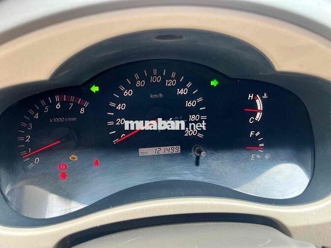 Toyota Innova 2006 G - 126000 km