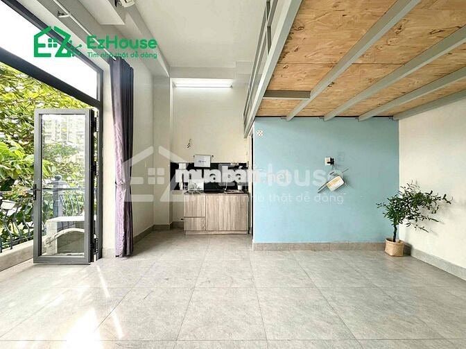 Căn hộ mini giá rẻ , ban công siêu thoáng ngay chợ Tân Hương
