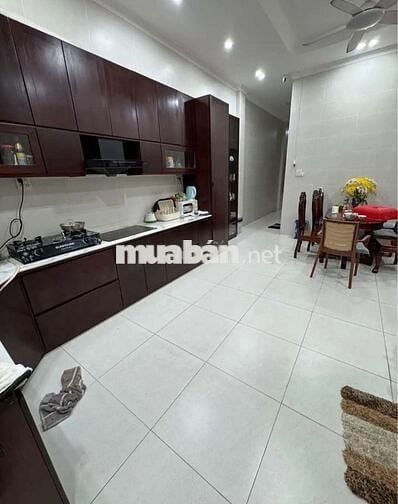 NHÀ TRỆT LẦU - ĐƯỜNG XUÂN HỒNG - GẦN ĐẠI HỌC FPT