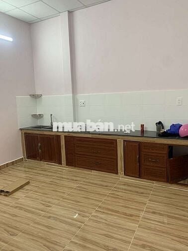 Nhà mới 3pn có p ở trêt 2wc sân xe máy đườg5m vi trí thuận tiện di lại