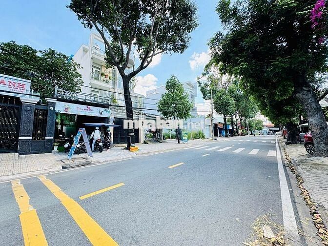 NGỘP BÁN GẤP LÔ ĐẤT HẺM 6M ĐƯỜNG SỐ 8, DIỆN TÍCH 110M2, GIÁ 3,8 TỶ.
