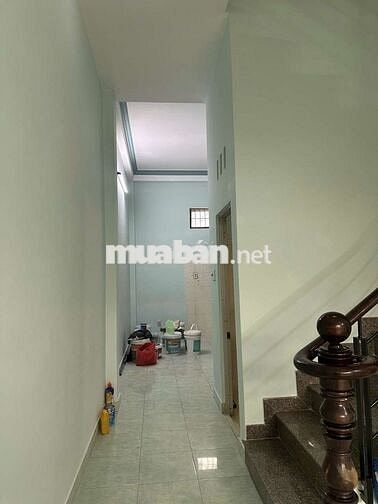 Cho thuê nhà mt hẻm tx 22  giá 7tr /th 2p ngủ 2wc