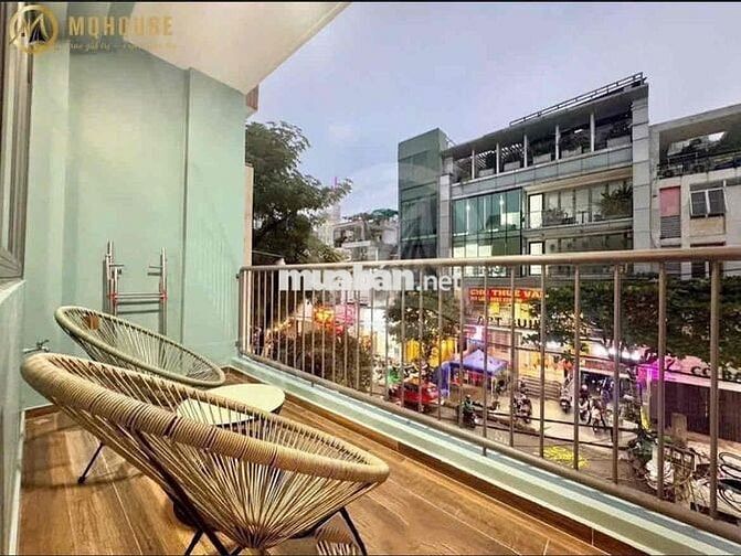 Khai trương căn hộ ban công thoáng full nội thất Trần Hưng Đạo quận 1