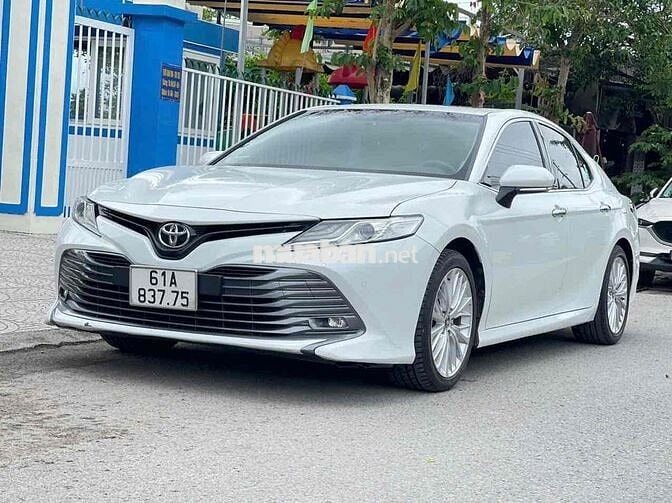 Toyota Camry 2020 2.5Q - 82000 km