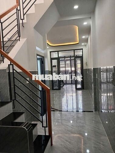 Mặt tiền vừa ở vừa kinh doanh đường Tỉnh Lộ 10, 45 m2, giá 3 tỷ xx