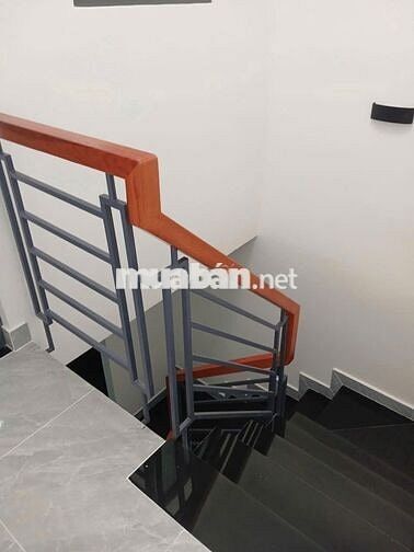 Mặt tiền vừa ở vừa kinh doanh đường Tỉnh Lộ 10, 45 m2, giá 3 tỷ xx