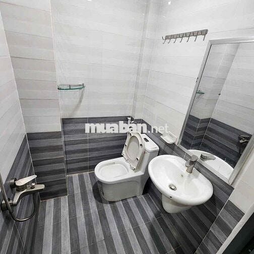 Cho Thuê Nhà Hẻm Xe Hơi Nguyễn Duy, Phường 3, Quận Bình Thạnh