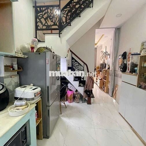 Phước Kiển - Nhà Bè, nhà đẹp 3 tầng, giá 3.3 tỷ